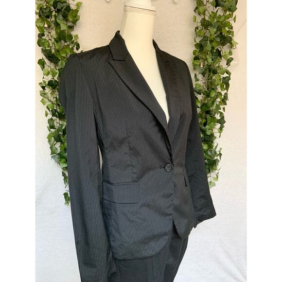 New York & Company 90's Black Pinstripe Slacks & Blazer Suit Set Women's 2 - Picture 6 of 11